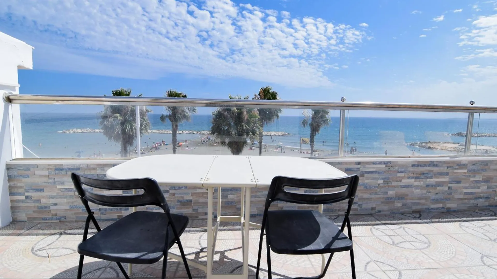 Letmalaga Cremades Seaside Apartment